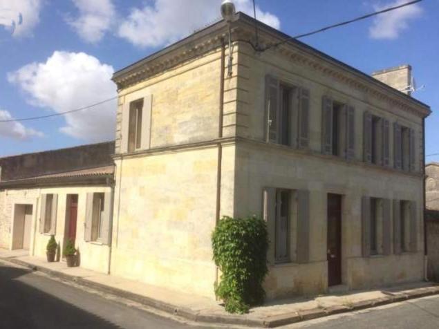 Au Coeur Des Vignobles Bed and Breakfast Saint-Estèphe Buitenkant foto